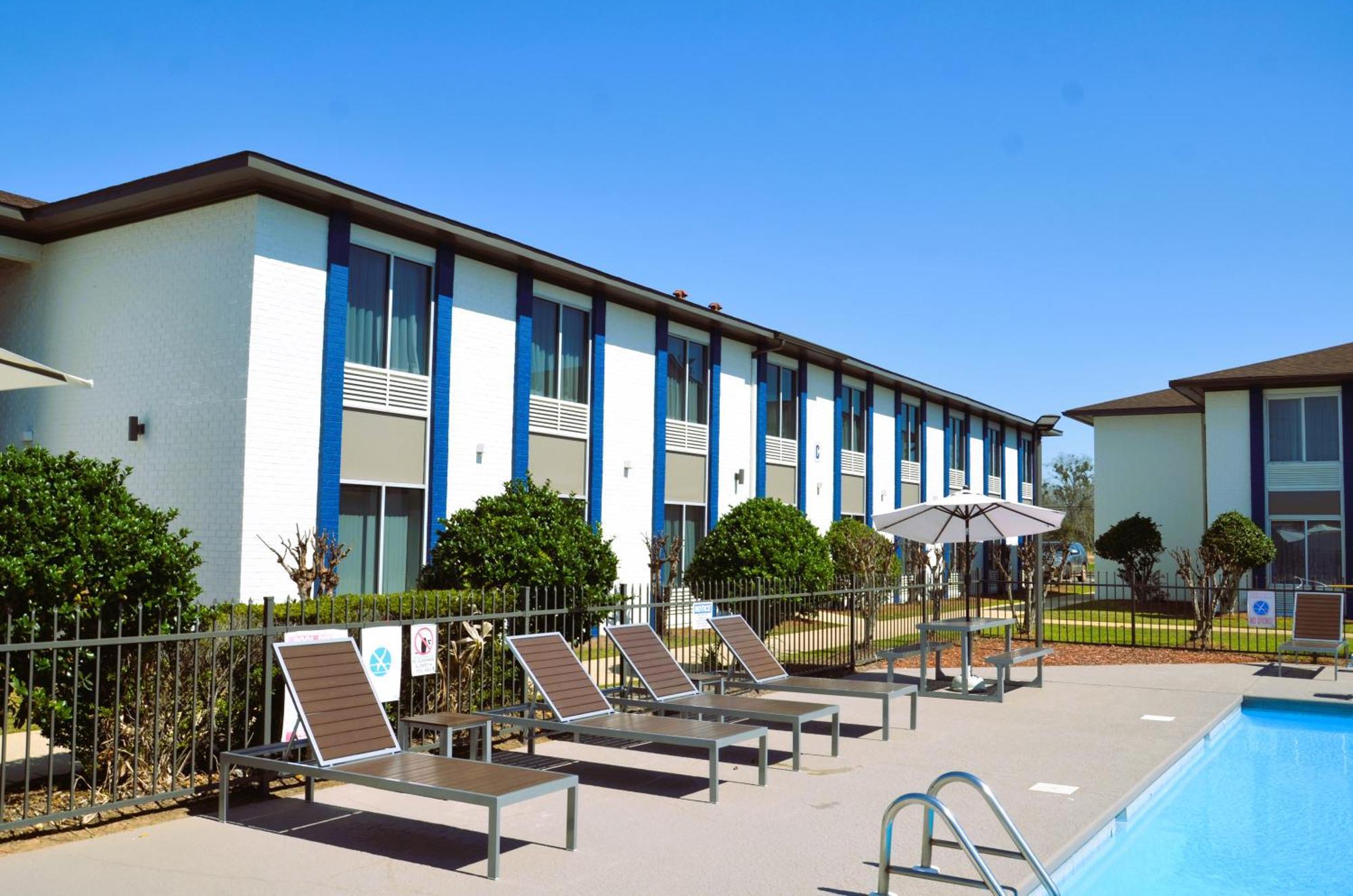 Americas Best Value Inn & Suites-Foley Exteriör bild